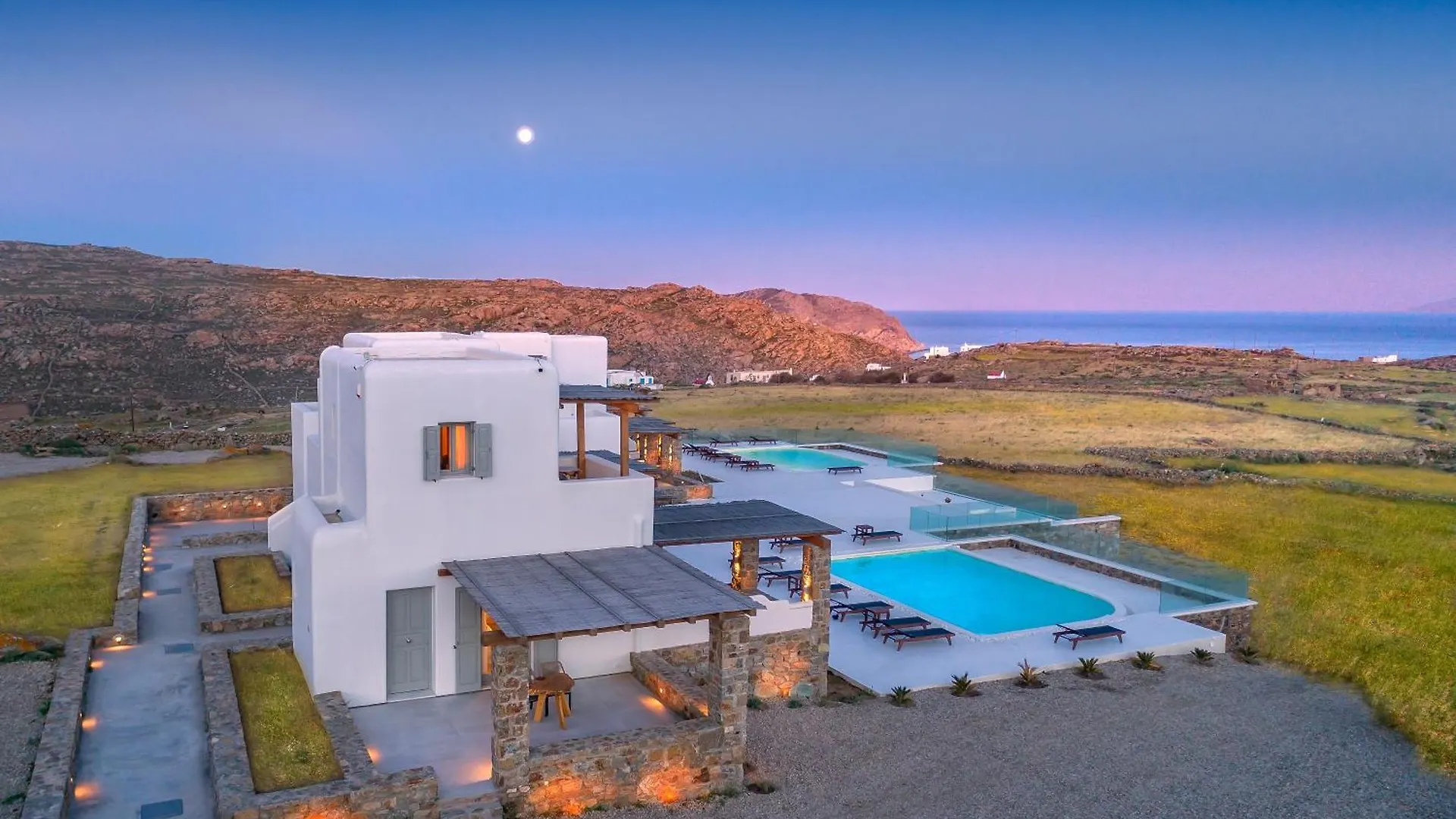 Legendary Suites Mykonos Town 4*,  Řecko