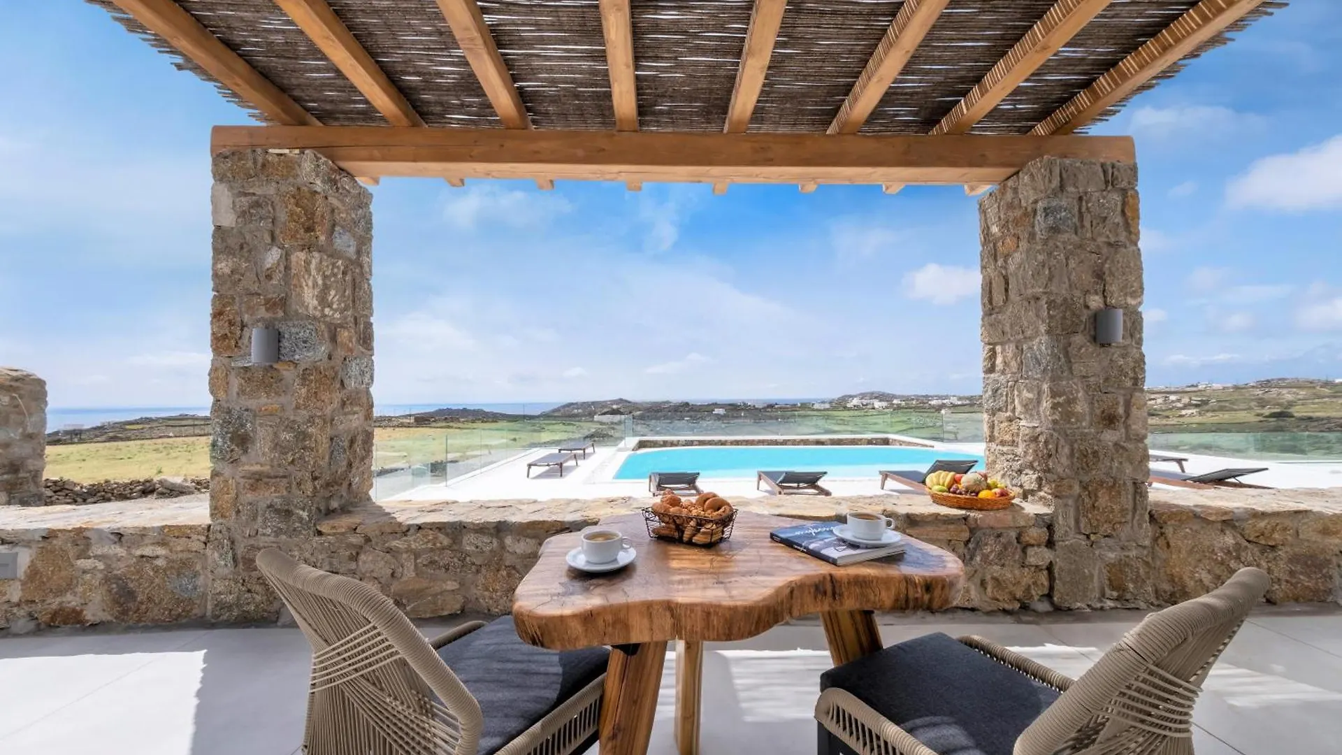 **** فندق Legendary Suites Mykonos Town اليونان