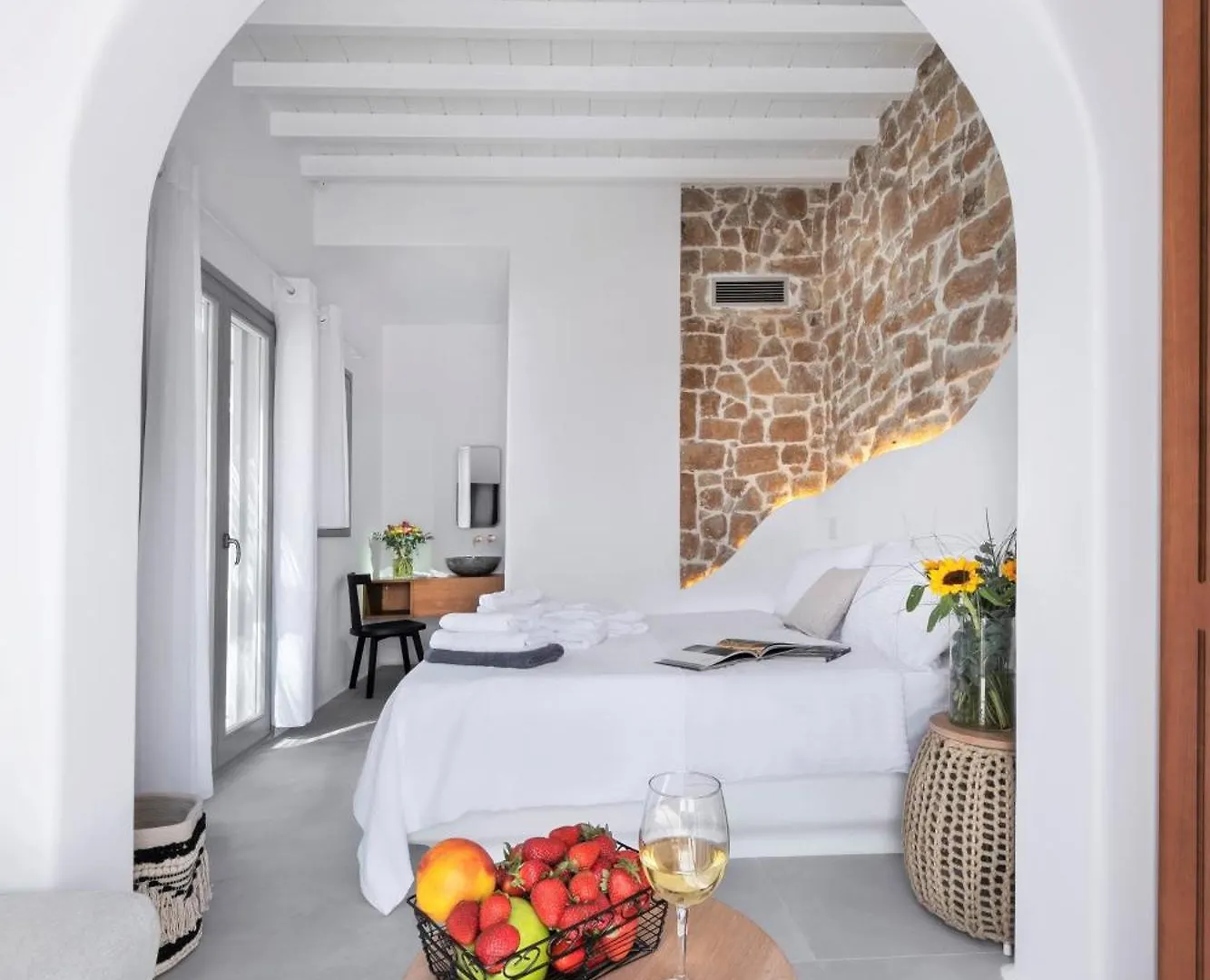 **** فندق Legendary Suites Mykonos Town اليونان